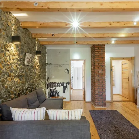 Pod Skocznia דירה